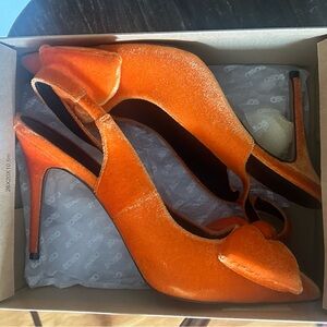 Bright Orange Velvet Bow Sling Backs Sz 11 Never Worn